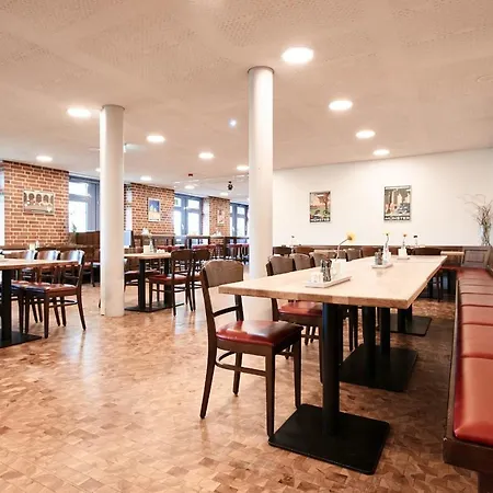 Jugendgaestehaus Aasee * Munster (North Rhine-Westphalia)