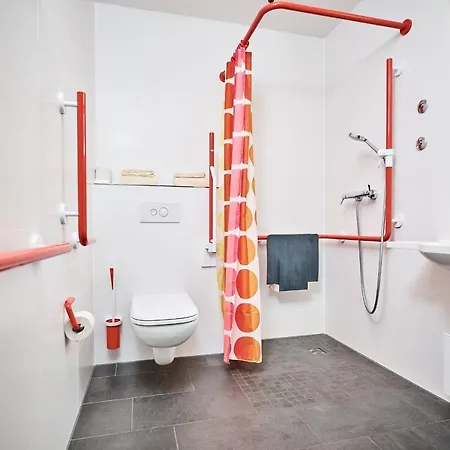 ユーゲントゲステハウス アーゼー *