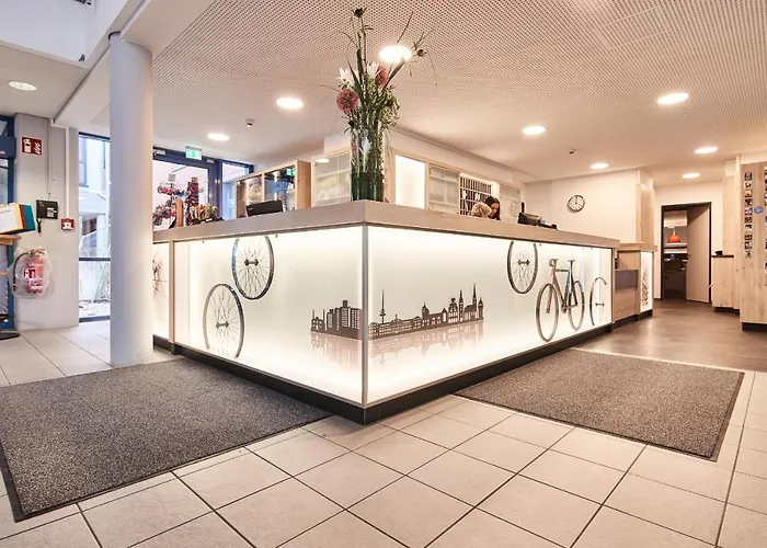 Jugendgaestehaus Aasee * Munster (North Rhine-Westphalia)