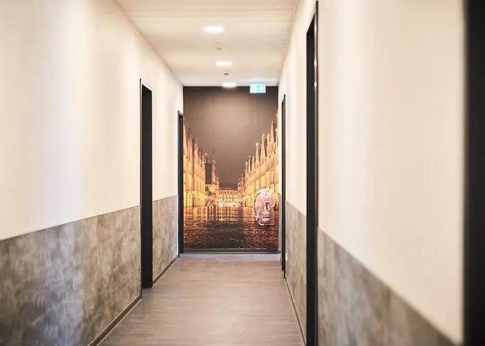 يوخيندغاستهاوس آسي