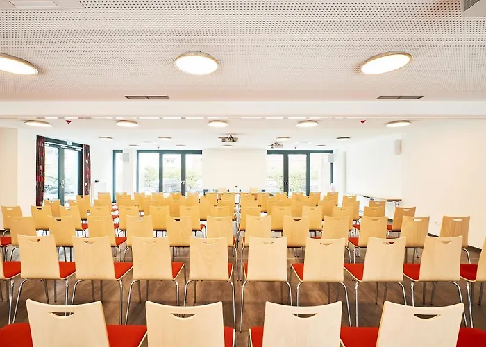 Jugendgaestehaus Aasee * Munster (North Rhine-Westphalia)