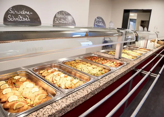 يوخيندغاستهاوس آسي *