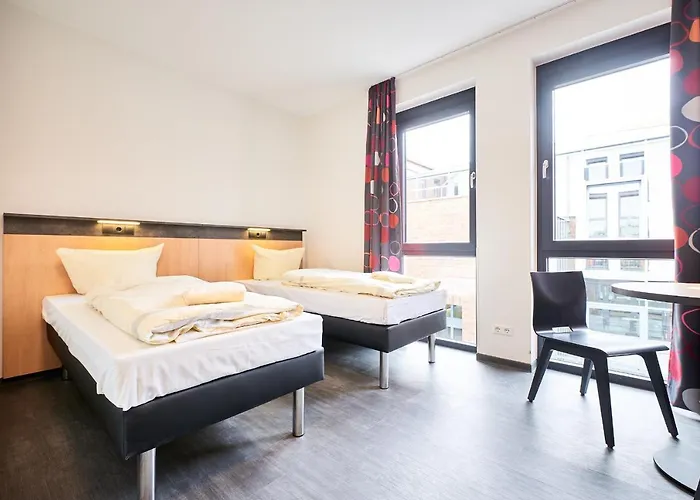 Jugendgaestehaus Aasee * Munster (North Rhine-Westphalia)